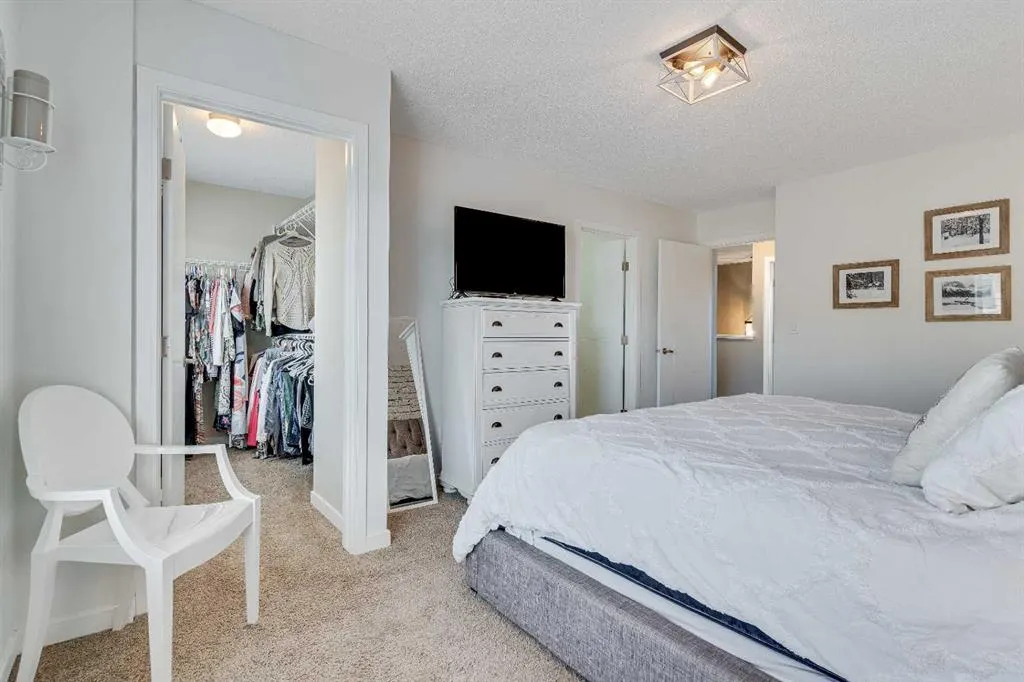 297 Mahogany Boulevard SE