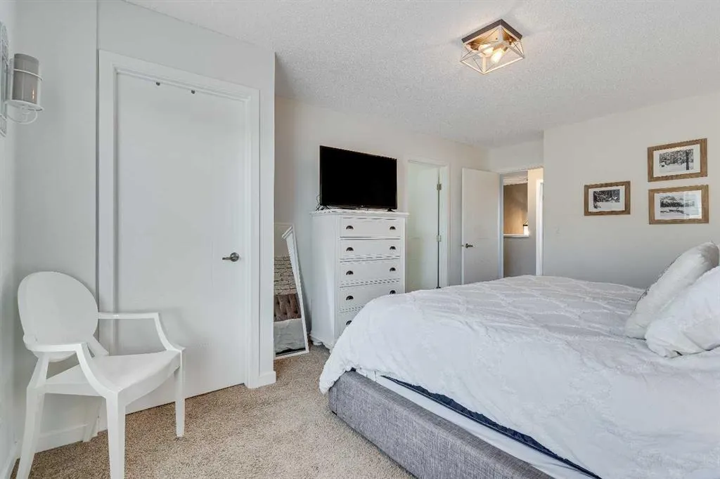 297 Mahogany Boulevard SE