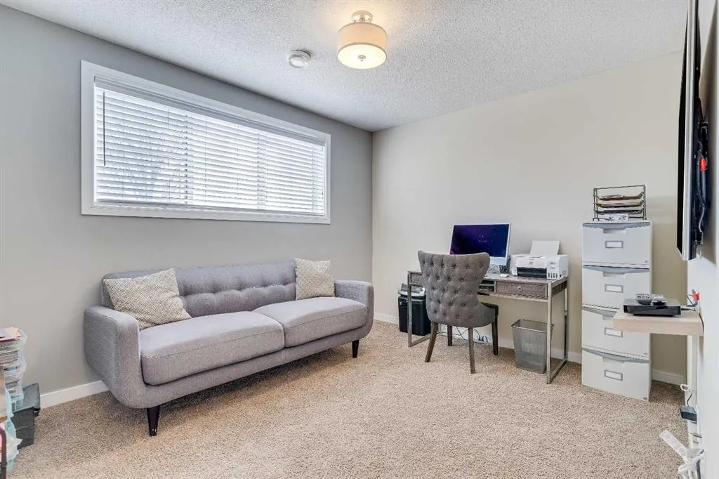 297 Mahogany Boulevard SE