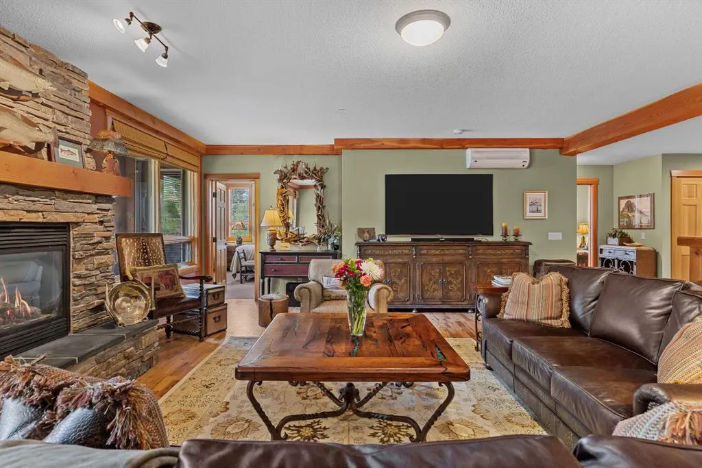 104 Armstrong Place, #210