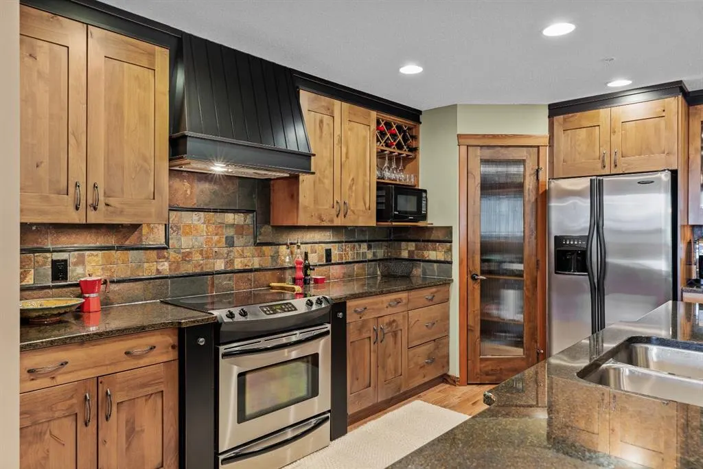 104 Armstrong Place, #210