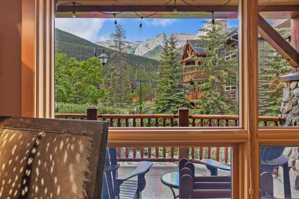 104 Armstrong Place, #210