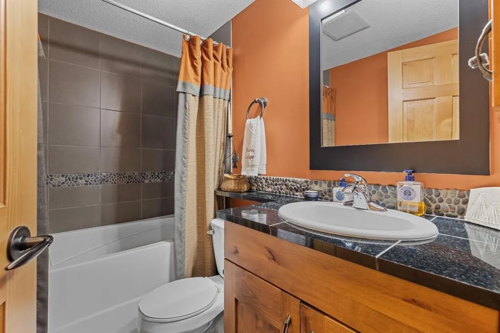 104 Armstrong Place, #210