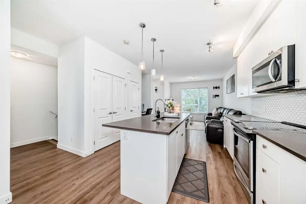 116 Evanscrest Manor NW
