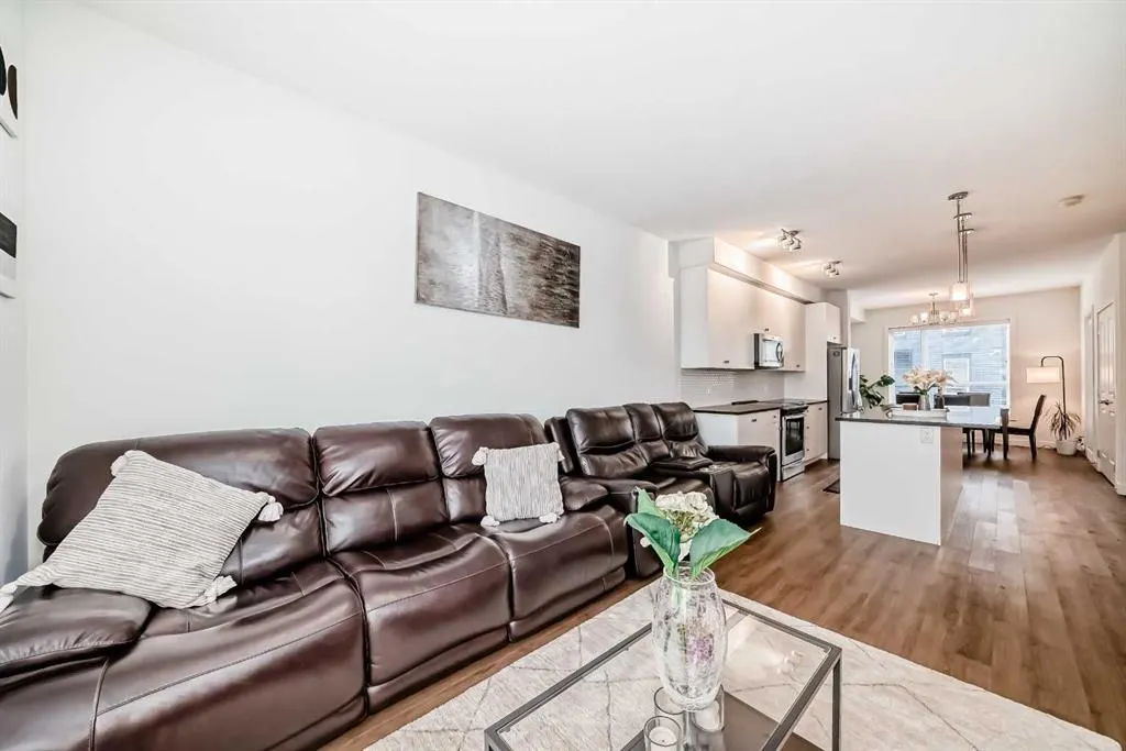 116 Evanscrest Manor NW