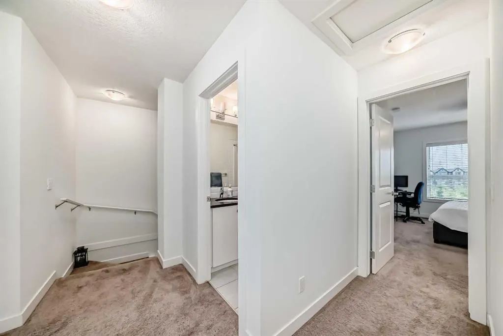 116 Evanscrest Manor NW