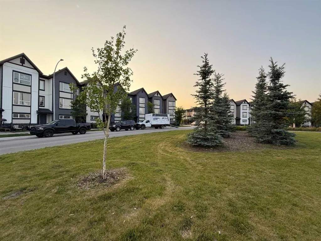 116 Evanscrest Manor NW