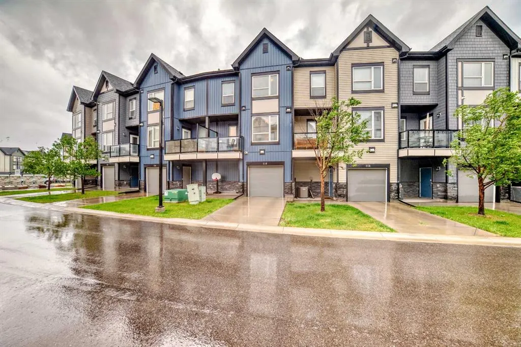 116 Evanscrest Manor NW