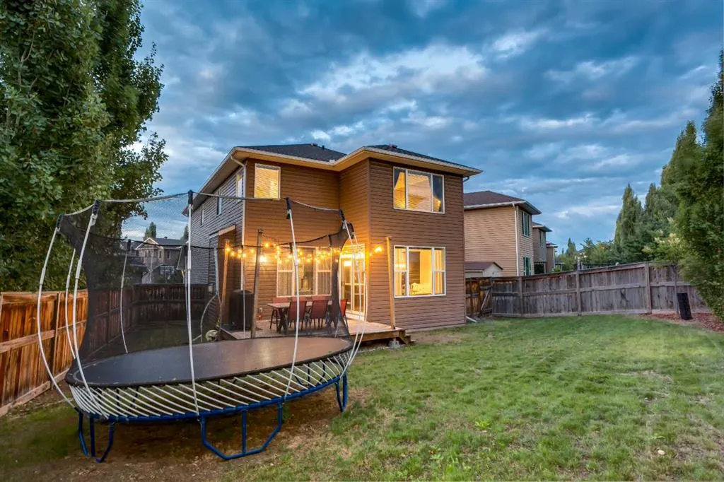 94 Auburn Glen Common SE