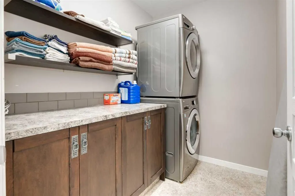 94 Auburn Glen Common SE