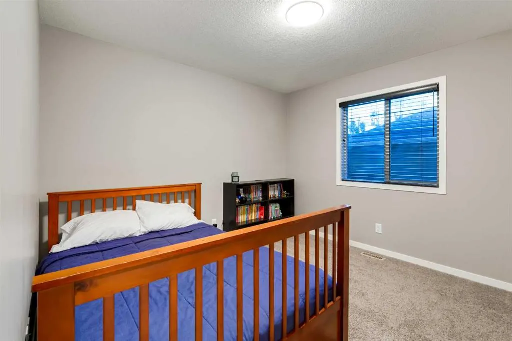 94 Auburn Glen Common SE