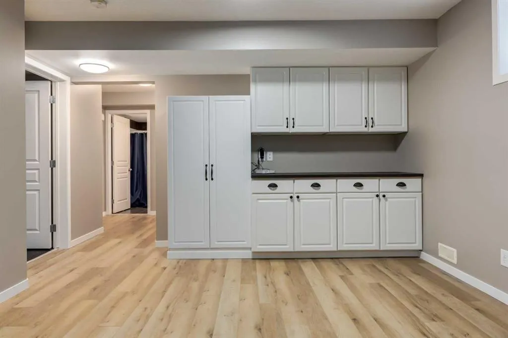 94 Auburn Glen Common SE