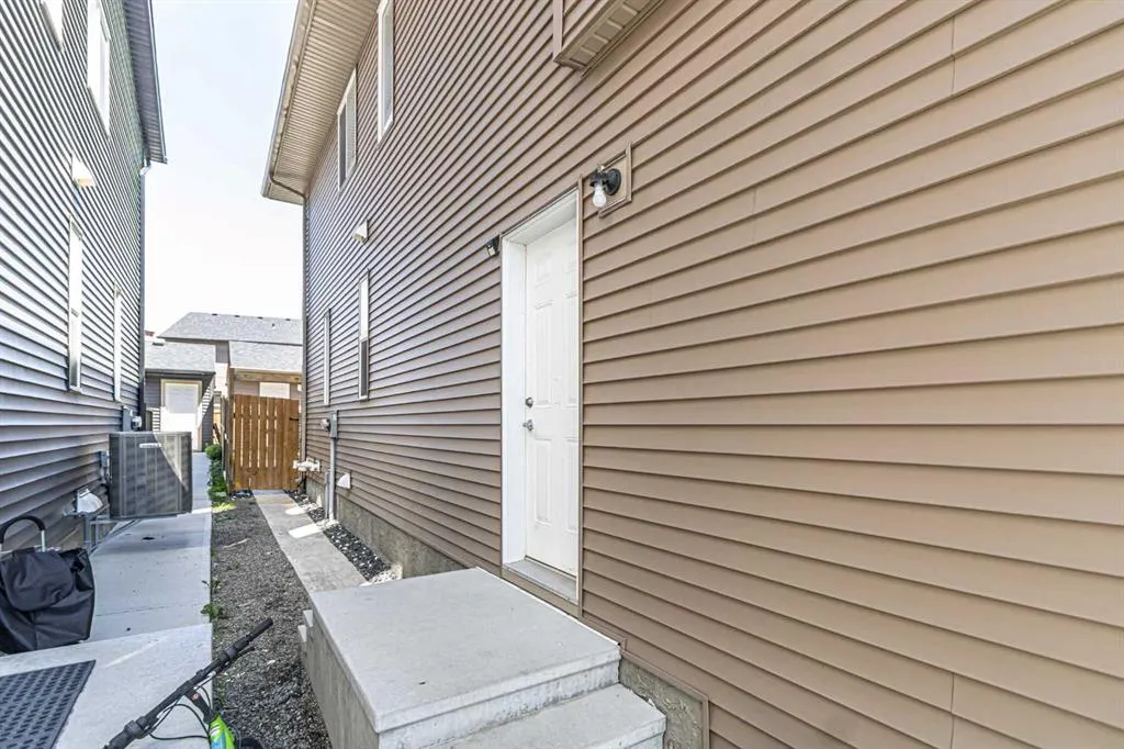 218 Cornerstone Avenue NE