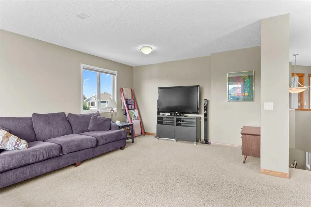 11 Boulder Creek Terrace SE