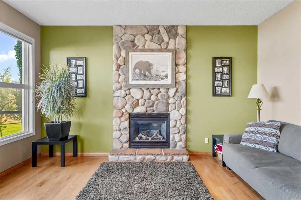 11 Boulder Creek Terrace SE
