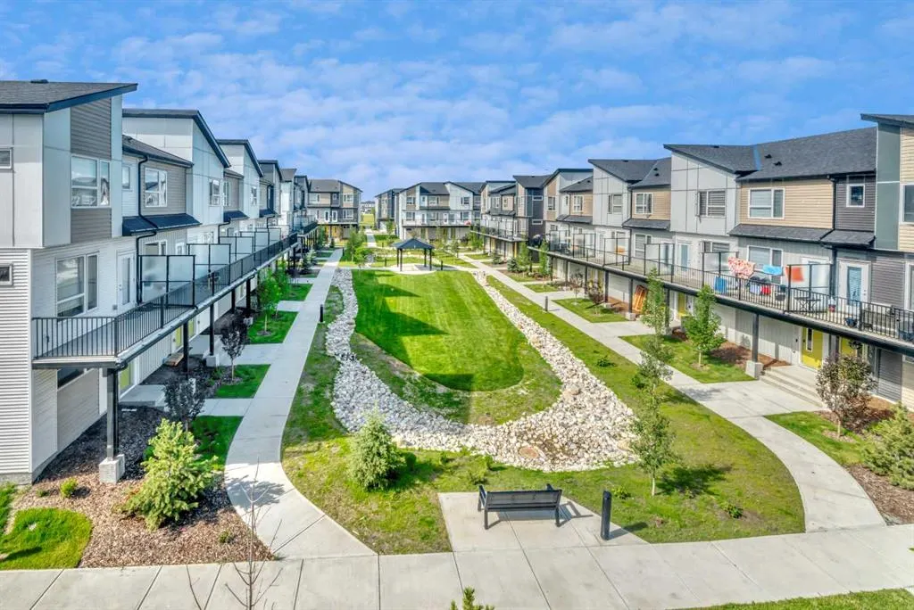 301 Redstone Boulevard NE, #126