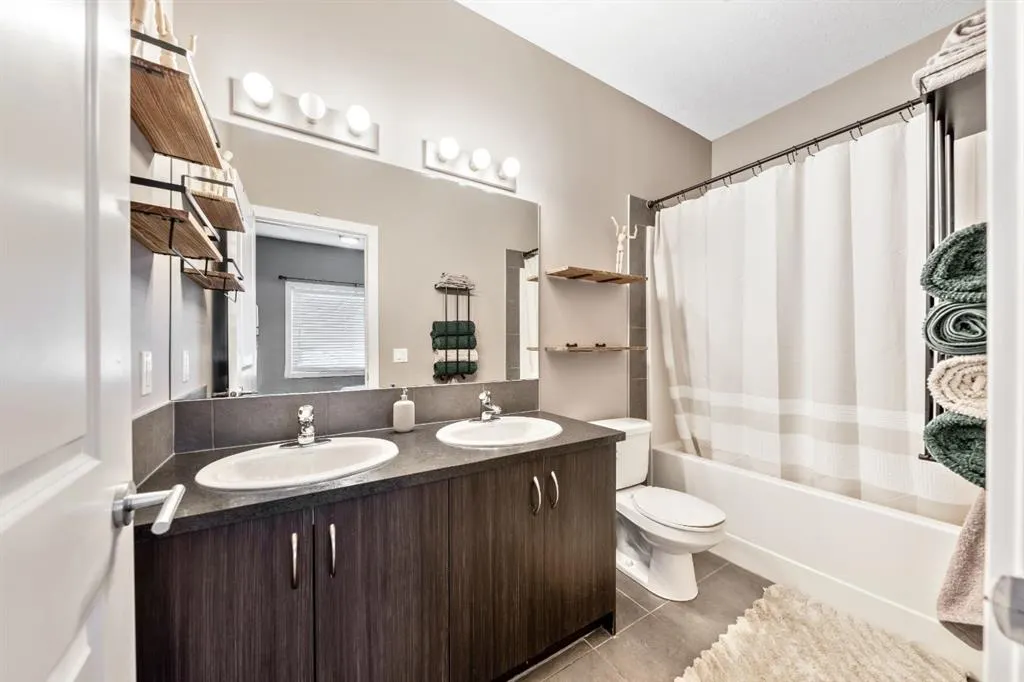 324 Cranfield Common SE
