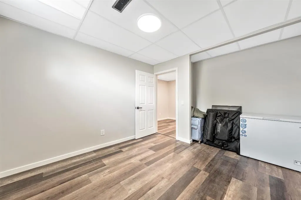324 Cranfield Common SE