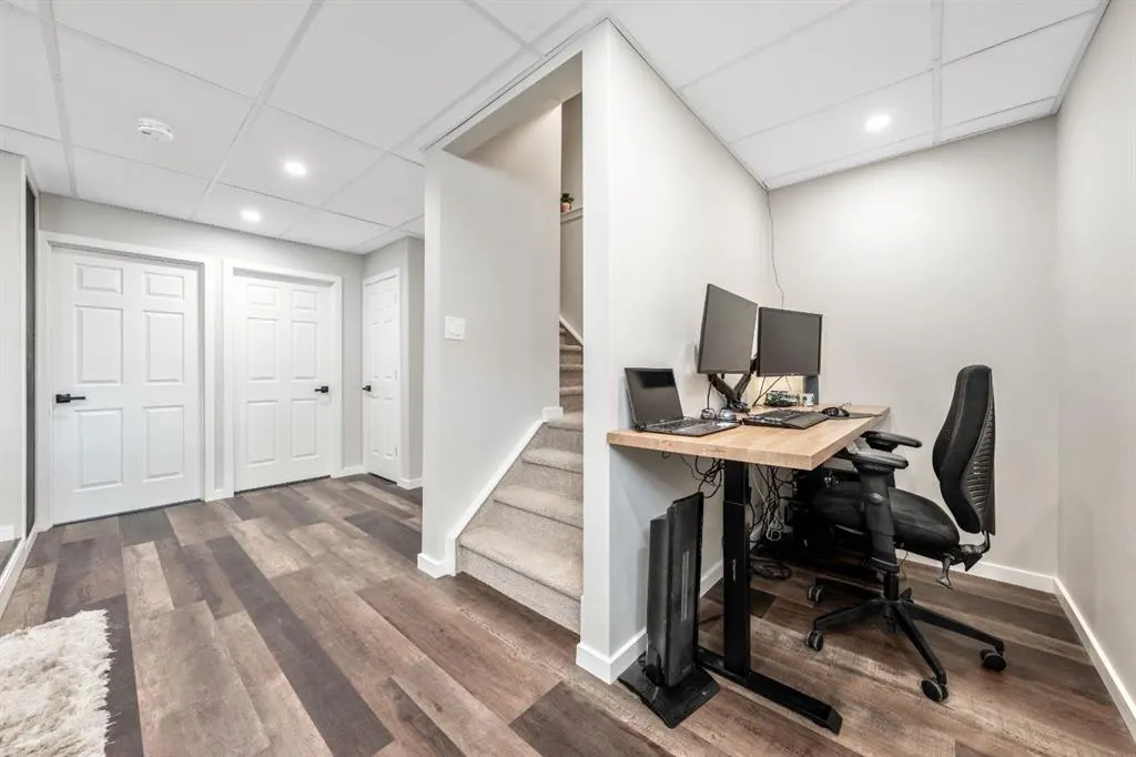 324 Cranfield Common SE