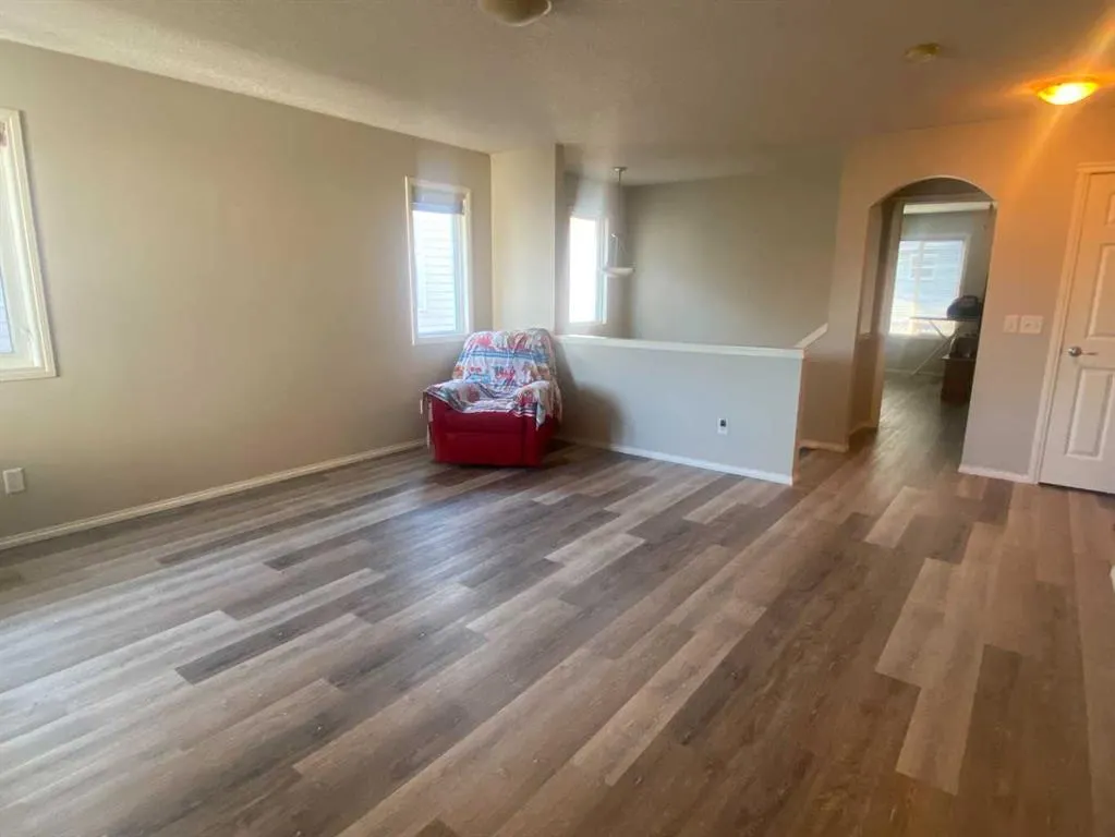 145 Saddlecrest Green NE