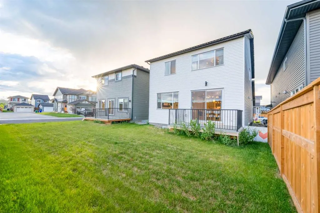 8 Vantage Drive