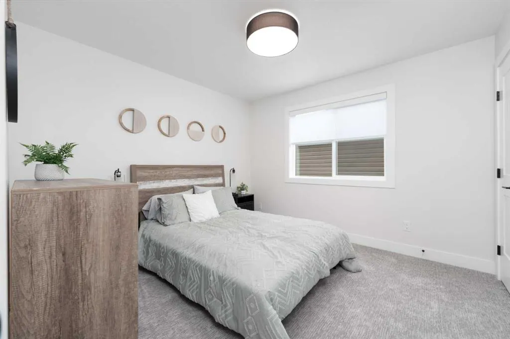 8 Vantage Drive