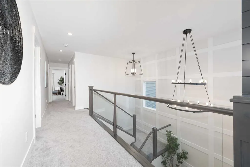 8 Vantage Drive