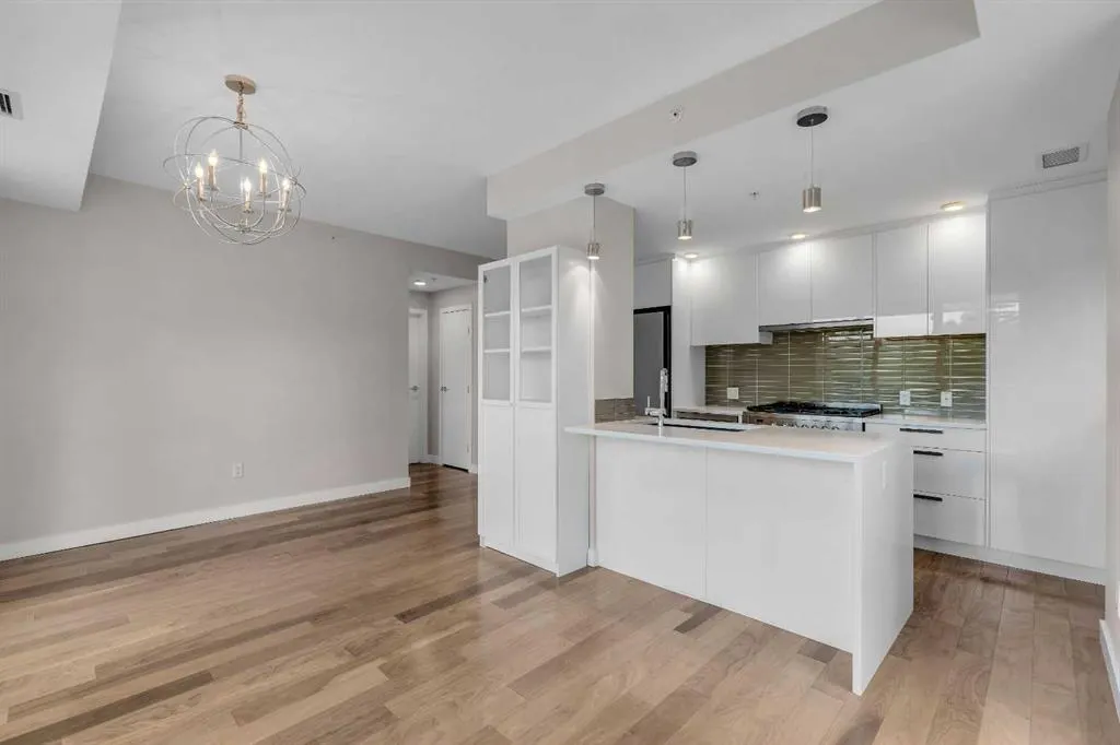 1234 5 Avenue NW, #1210