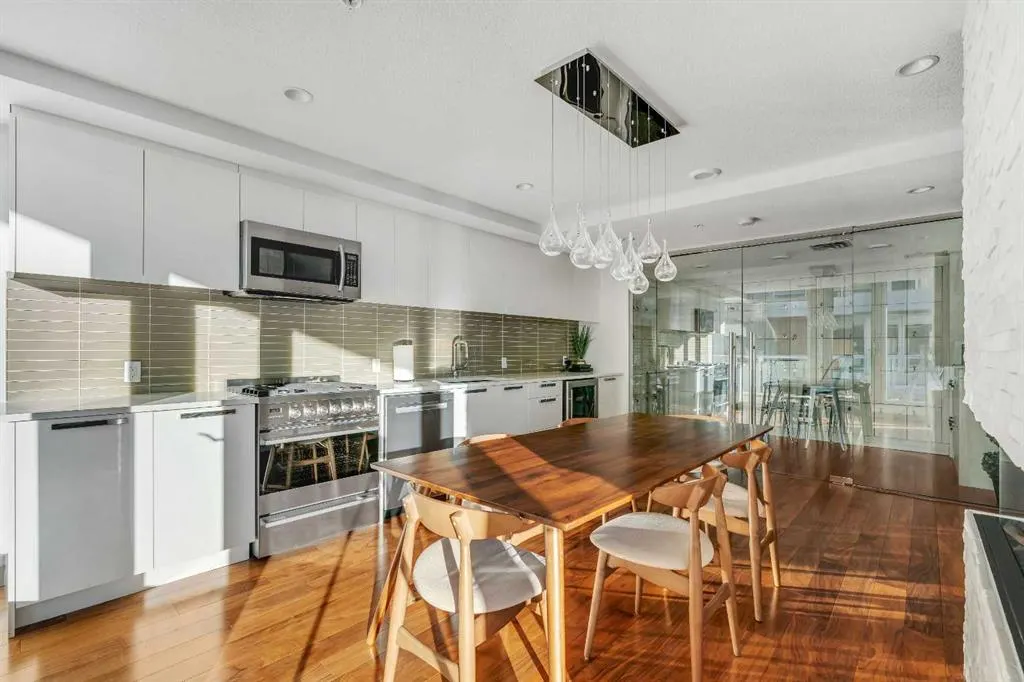1234 5 Avenue NW, #1210