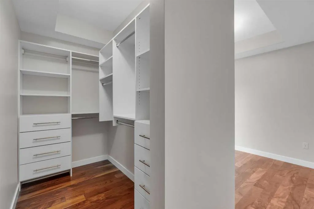 1234 5 Avenue NW, #1210