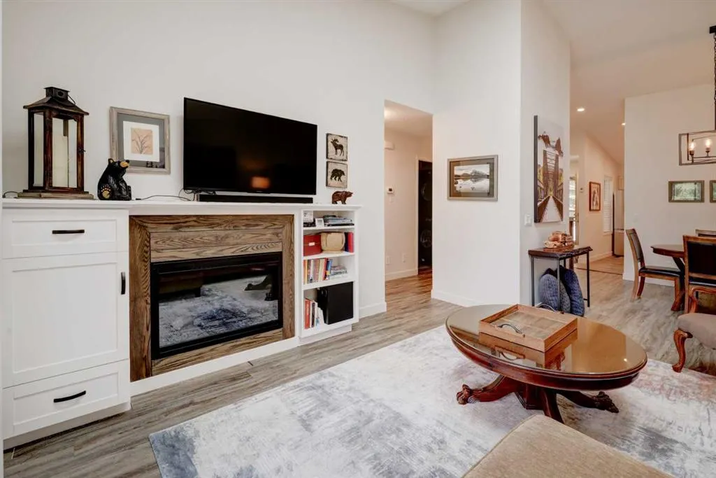 216 Three Sisters Drive, #9