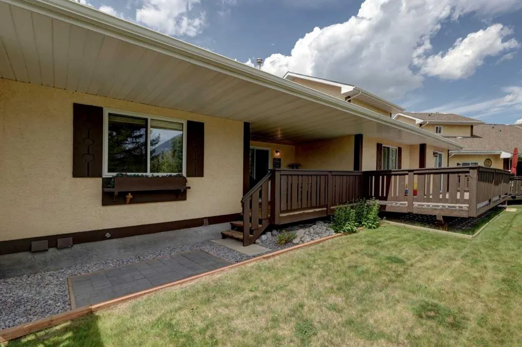 216 Three Sisters Drive, #9