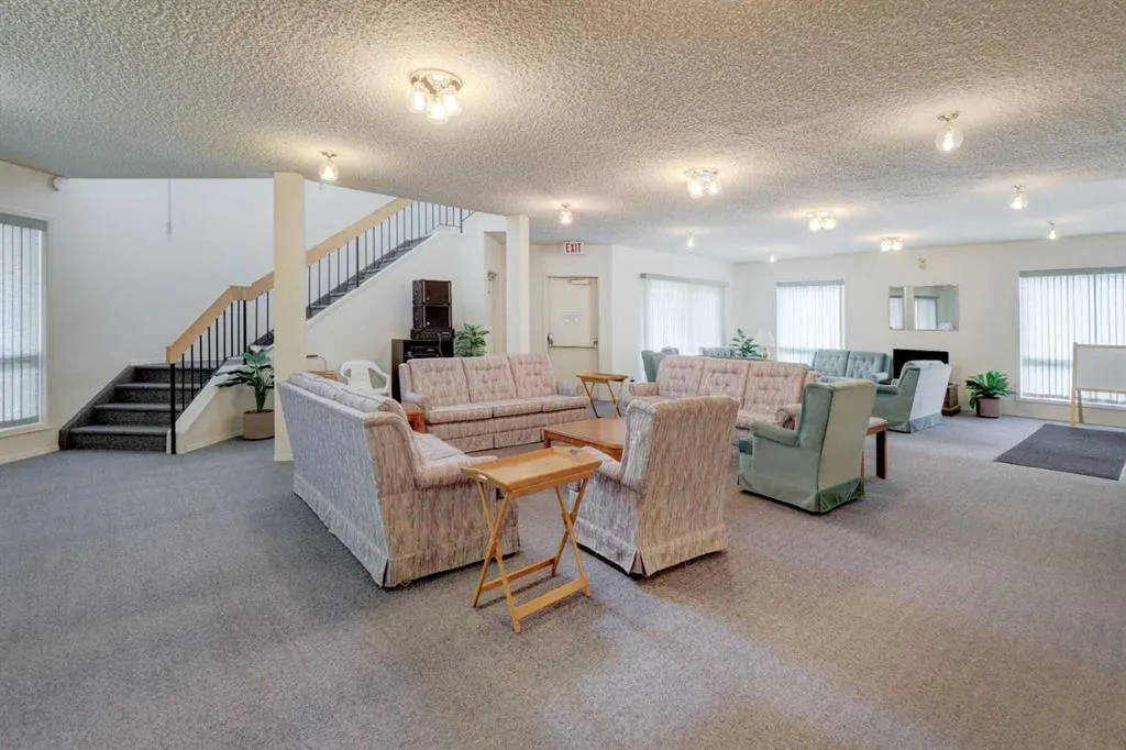 216 Three Sisters Drive, #9