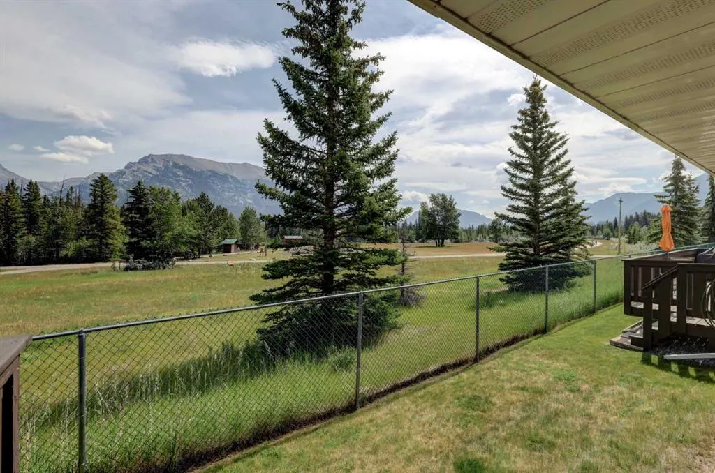 216 Three Sisters Drive, #9