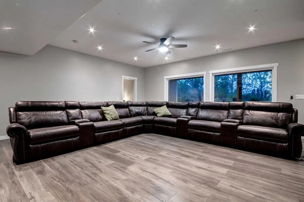 21 BUTTE HILLS Court