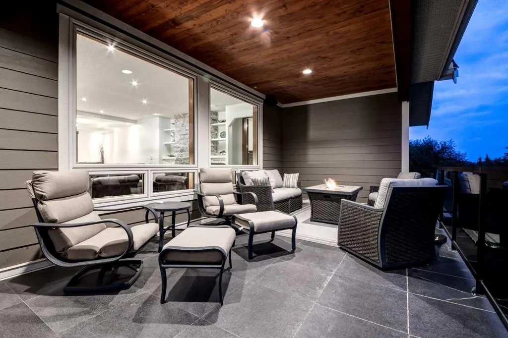 21 BUTTE HILLS Court