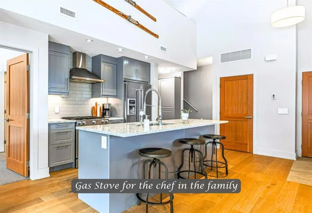 3000A Stewart Creek Drive, #204