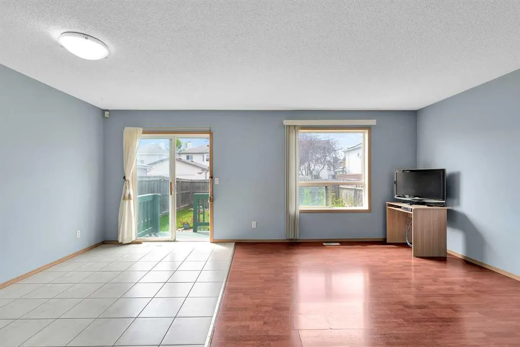 15 Harvest Rose Circle NE