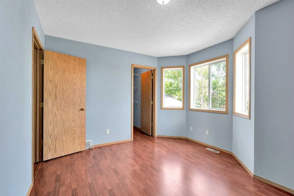 15 Harvest Rose Circle NE