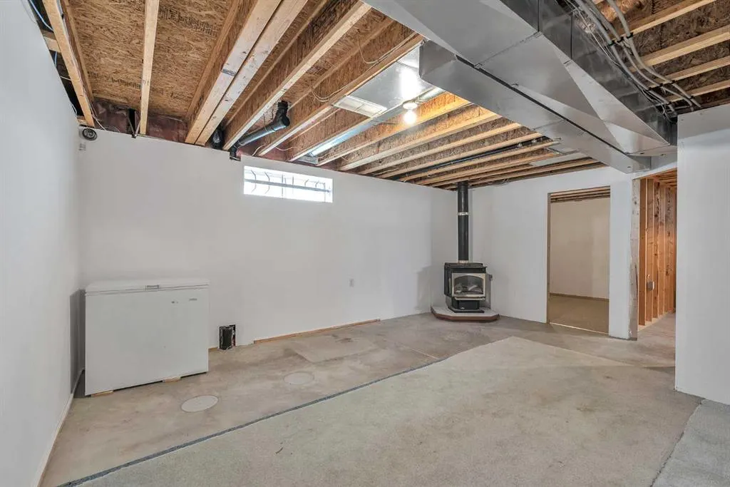 15 Harvest Rose Circle NE