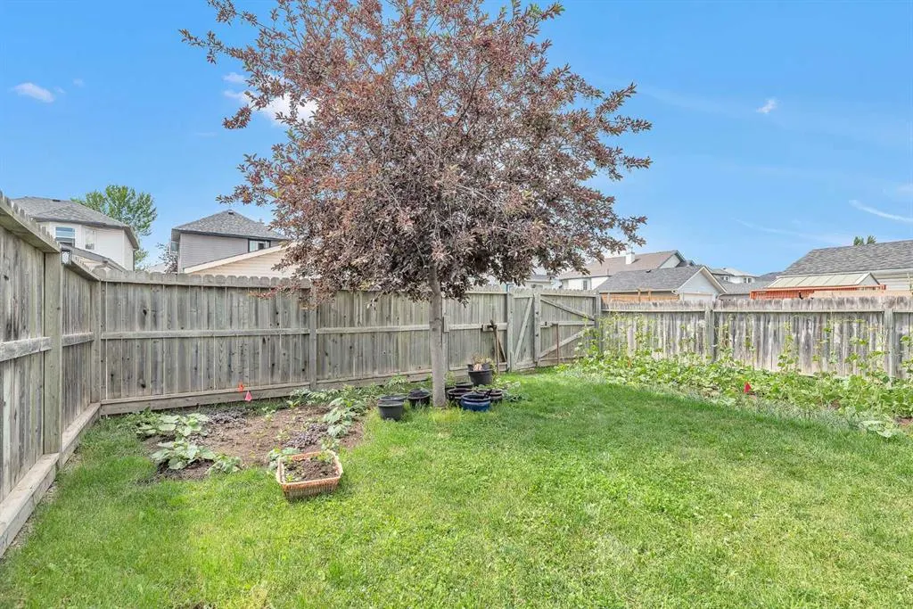 15 Harvest Rose Circle NE