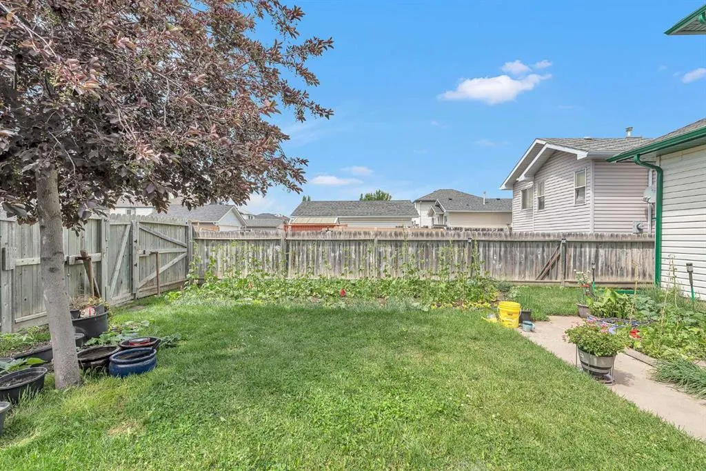 15 Harvest Rose Circle NE