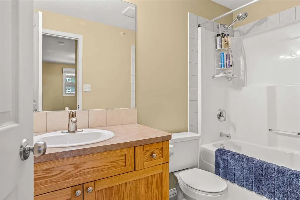 186 Kananaskis Way NW, #408