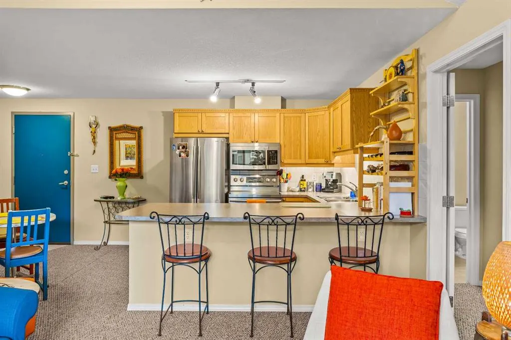 186 Kananaskis Way NW, #408