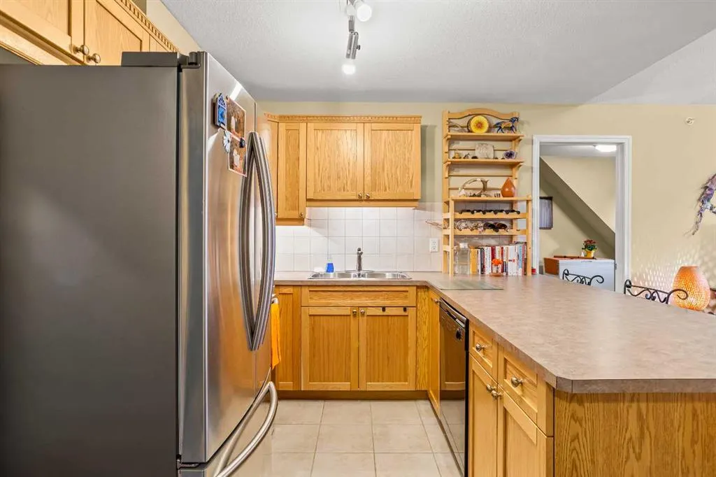 186 Kananaskis Way NW, #408