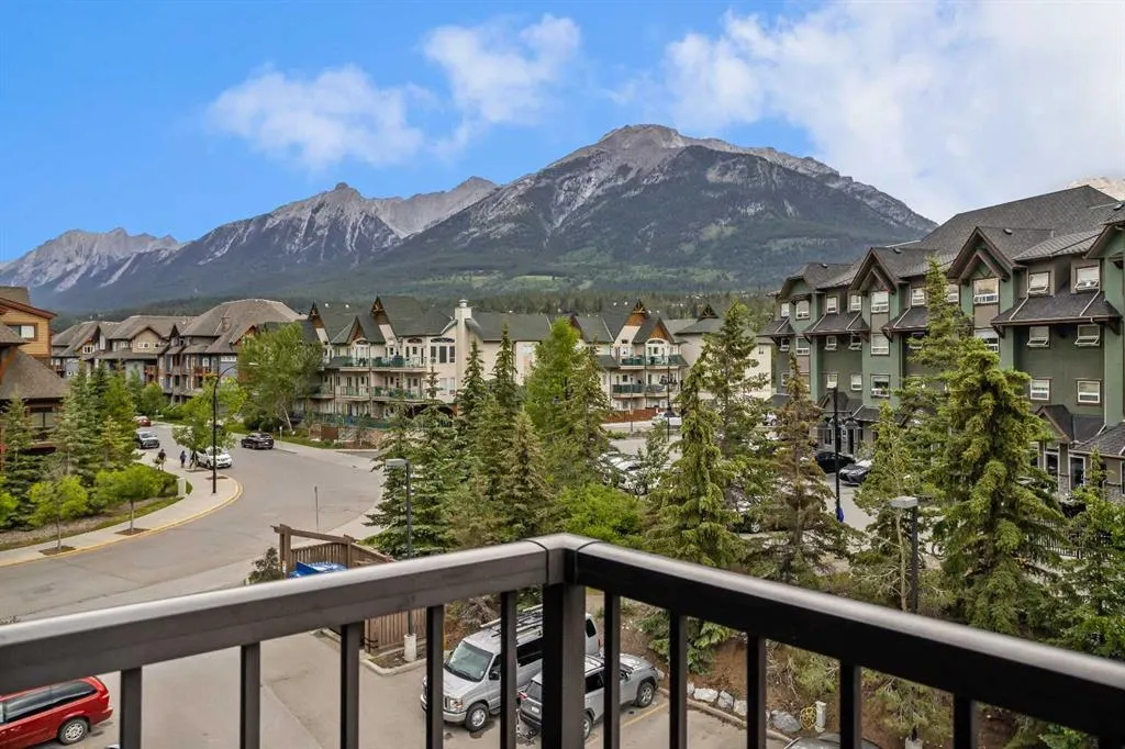 186 Kananaskis Way NW, #408