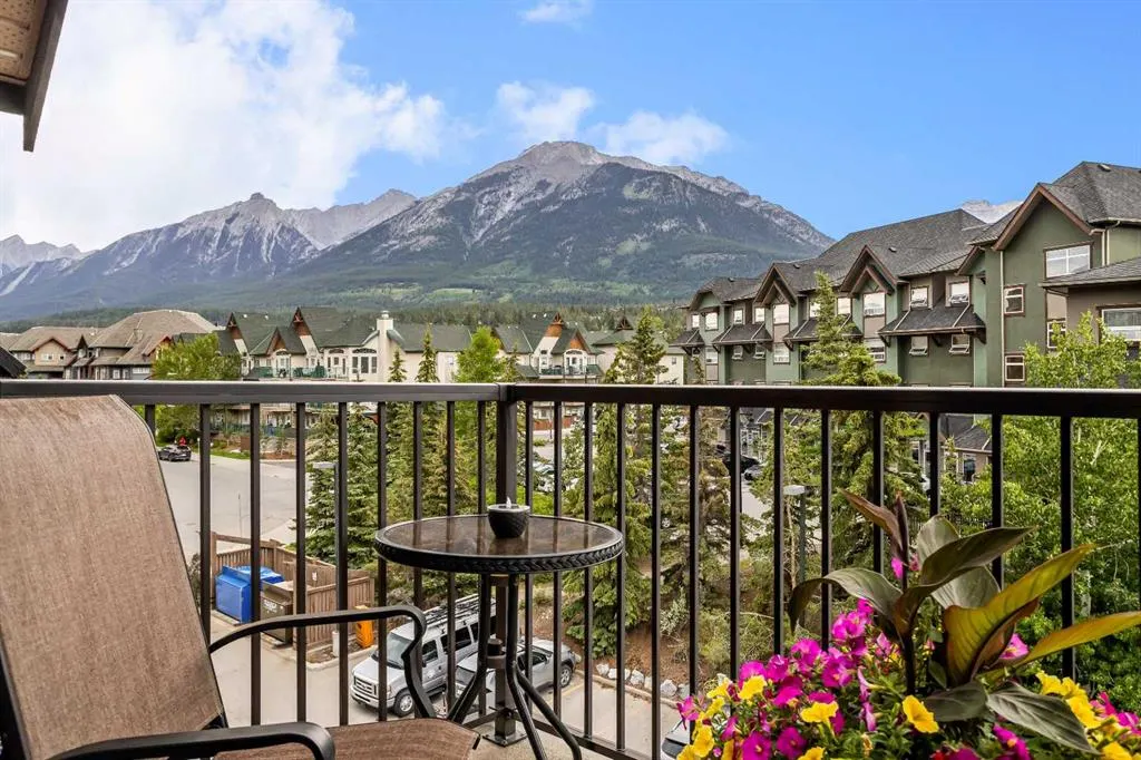 186 Kananaskis Way NW, #408