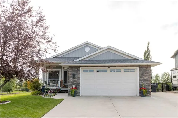 1033 Hillcrest Manor Estates