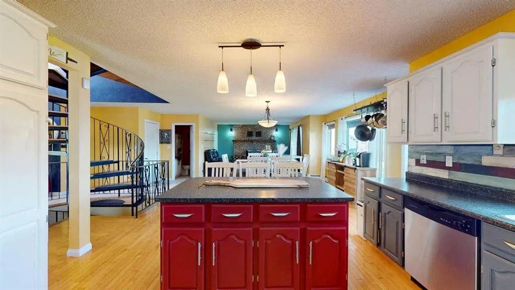 185 Oaks Bay