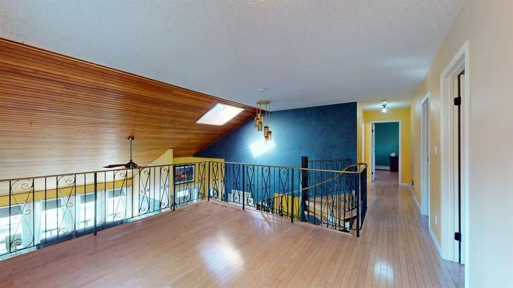 185 Oaks Bay